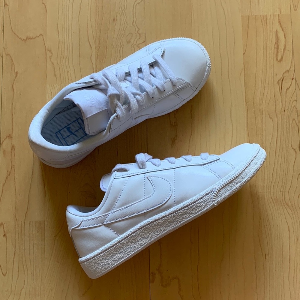 Nike Women's Court Royale Sneaker - Size 6